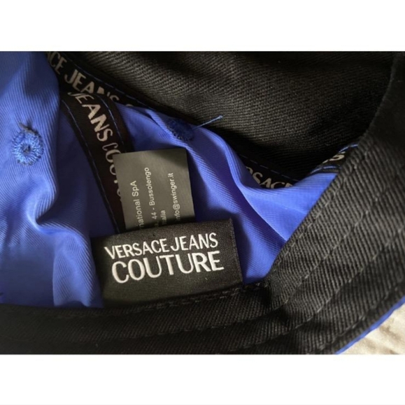 Nwot Men's Versace Jean couture Hat - Picture 3 of 3